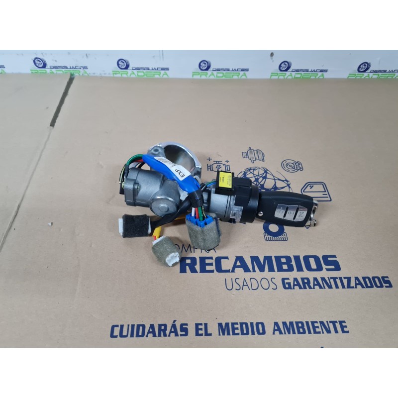 ANTIRROBO / LLAVE CONTACTO K8697037000 