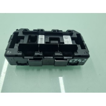 CAJA RELES / FUSIBLES 9337879 