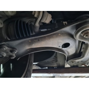 BRAZO SUSPENSION INFERIOR DELANTERO DERECHO 