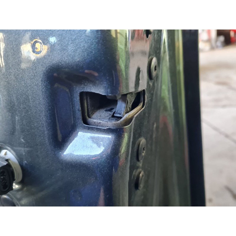 CERRADURA PUERTA DELANTERA DERECHA 