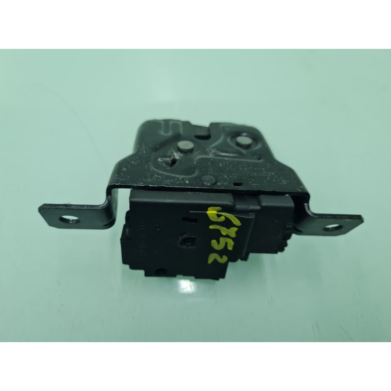 CERRADURA MALETERO / PORTON 51247248075 