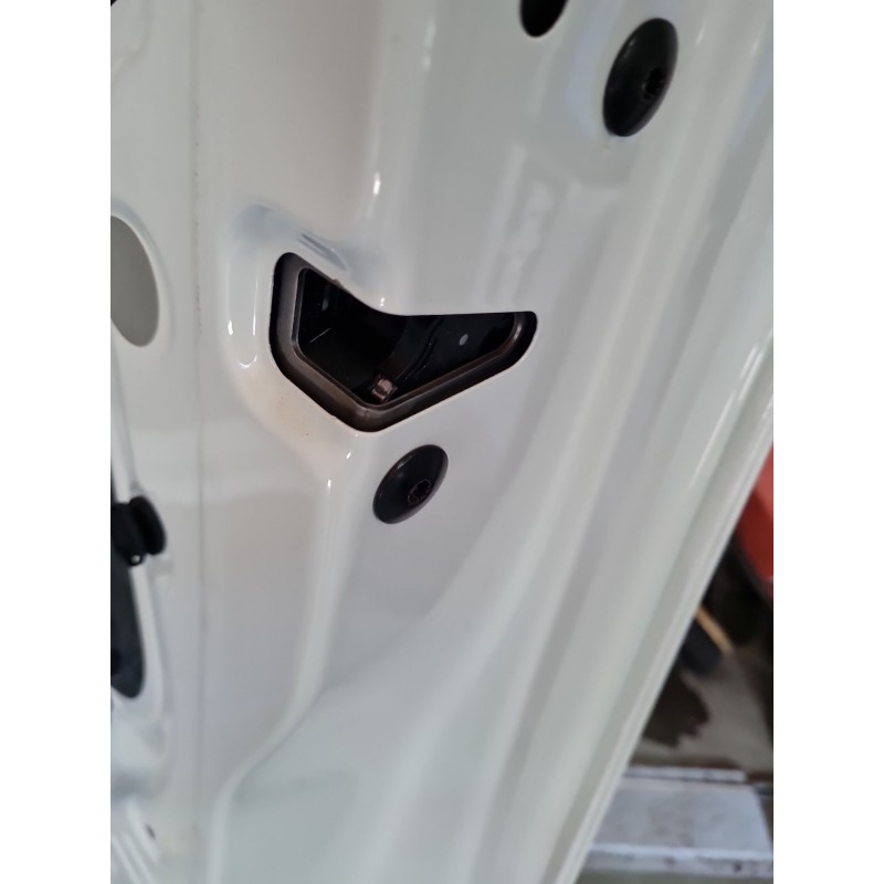 CERRADURA PUERTA DELANTERA DERECHA 10B837016B 