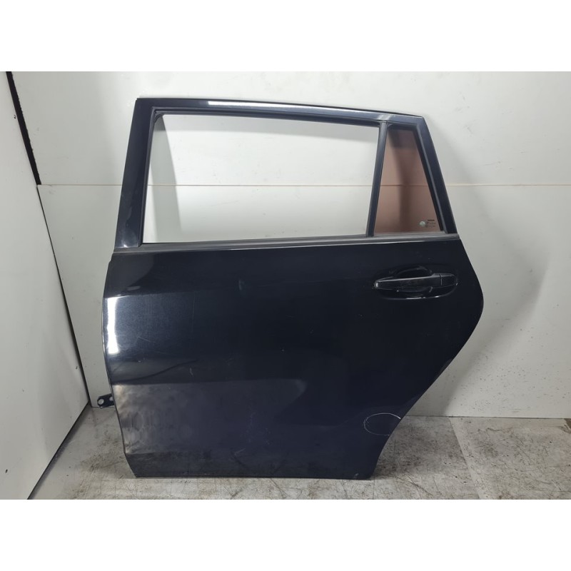PUERTA TRASERA IZQUIERDA 