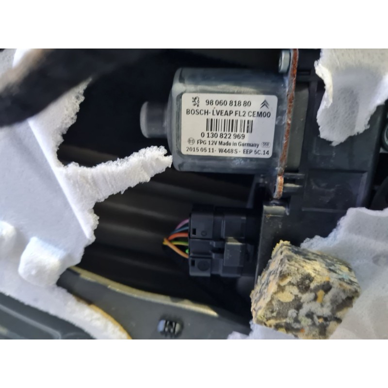 ELEVALUNAS DELANTERO IZQUIERDO 9806081880 