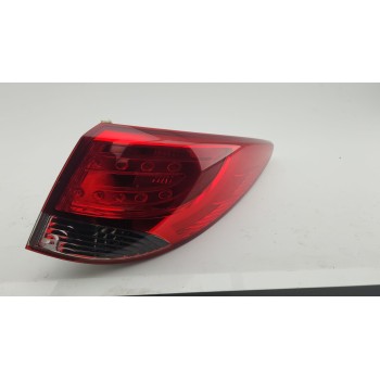 PILOTO TRASERO DERECHO 924022Y000 
