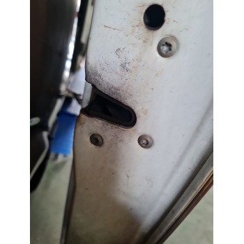 CERRADURA PUERTA LATERAL DERECHA A6397300735 