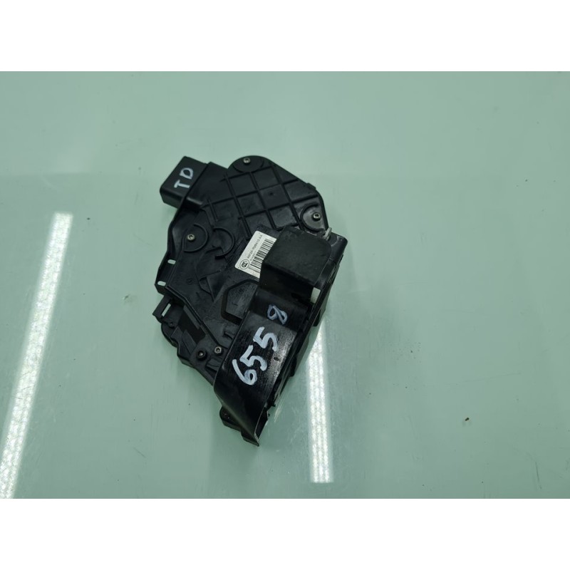 CERRADURA PUERTA TRASERA DERECHA AM2AR26412AA 
