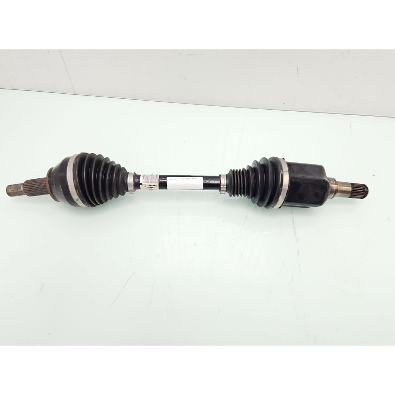 TRANSMISION DELANTERA DERECHA M8B23D402AA 