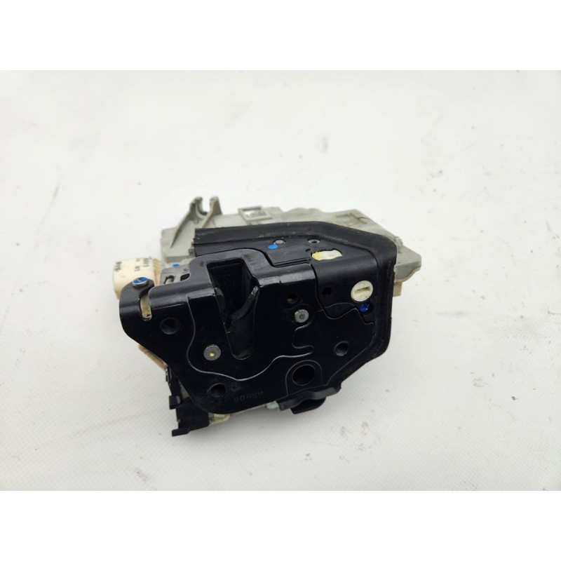 CERRADURA PUERTA DELANTERA DERECHA 8J1837016A 