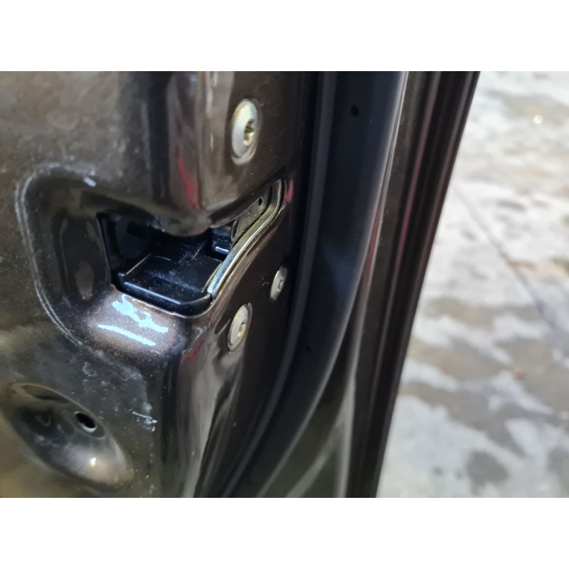 CERRADURA PUERTA DELANTERA DERECHA 