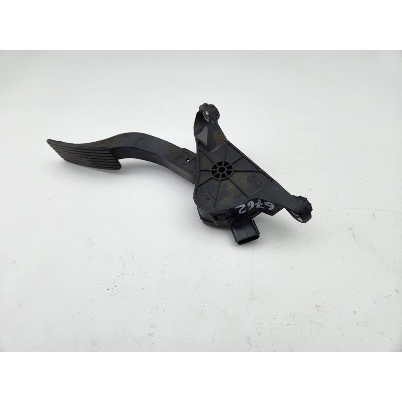 PEDAL ACELERADOR 32700G4200 