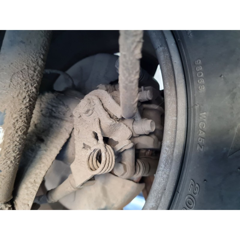 PINZA DE FRENO TRASERA DERECHA 