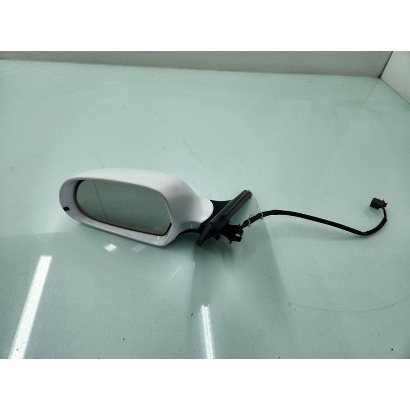 RETROVISOR IZQUIERDO 