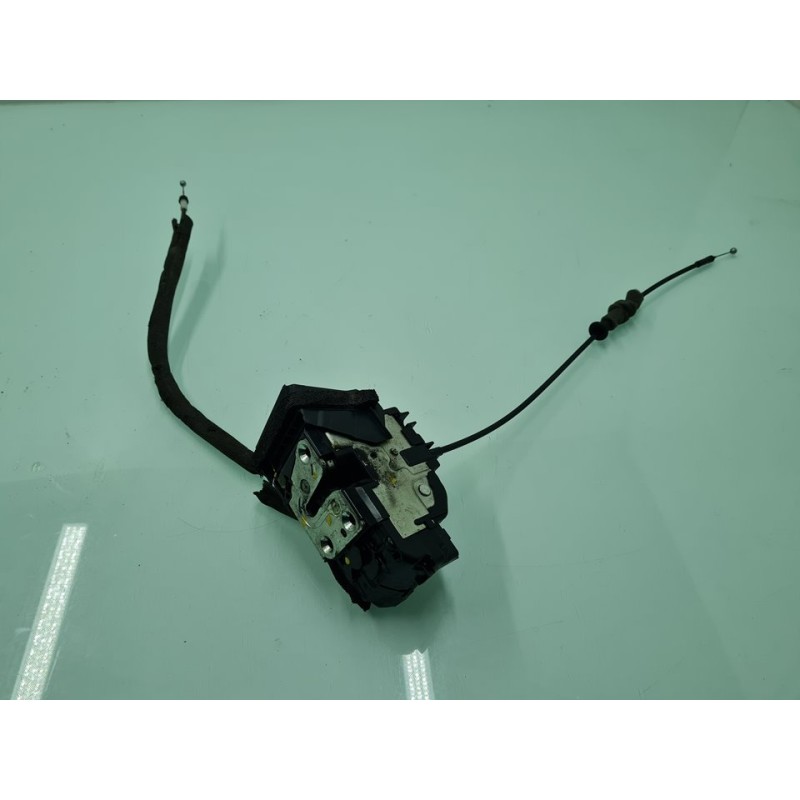 CERRADURA PUERTA DELANTERA IZQUIERDA 
