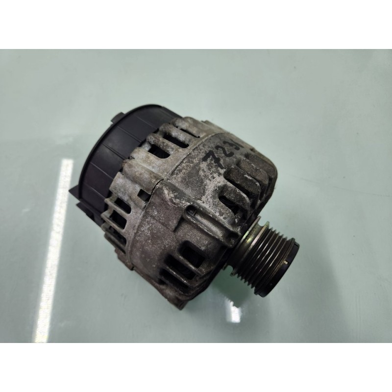 ALTERNADOR 231000026R 