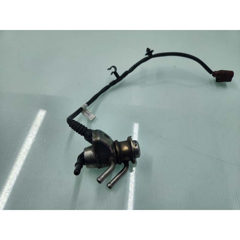 INYECTOR AD BLUE 04L131113P 