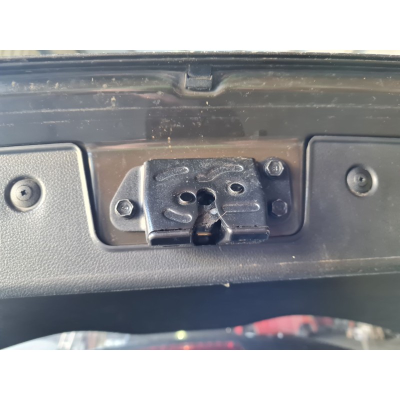 CERRADURA MALETERO / PORTON 