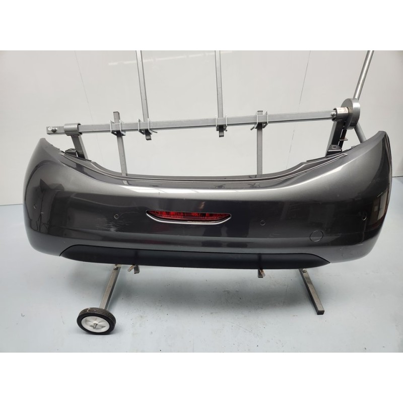 PARAGOLPES TRASERO 