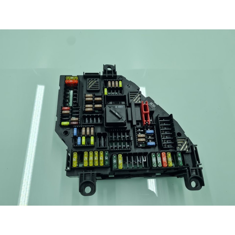 CAJA RELES / FUSIBLES 931515102 