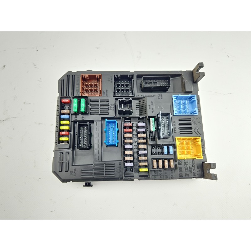 CAJA RELES / FUSIBLES 9819851280 