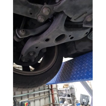 BRAZO SUSPENSION INFERIOR DELANTERO DERECHO 4806802130 