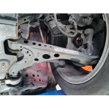 BRAZO SUSPENSION INFERIOR DELANTERO IZQUIERDO 39021472 
