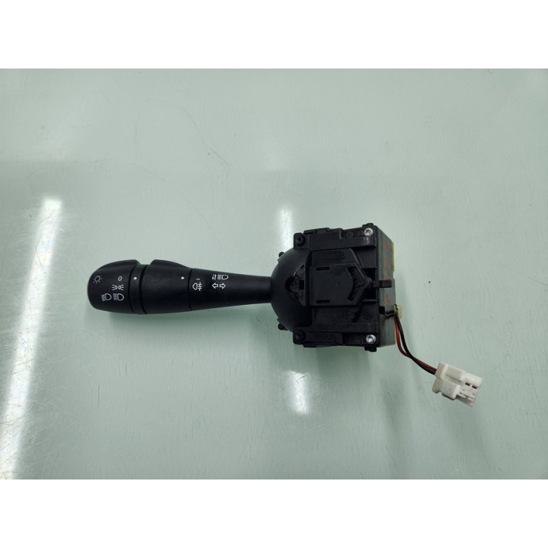 MANDO LUCES 255670610R 